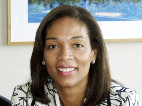 Dr. Yvonne Greenstreet